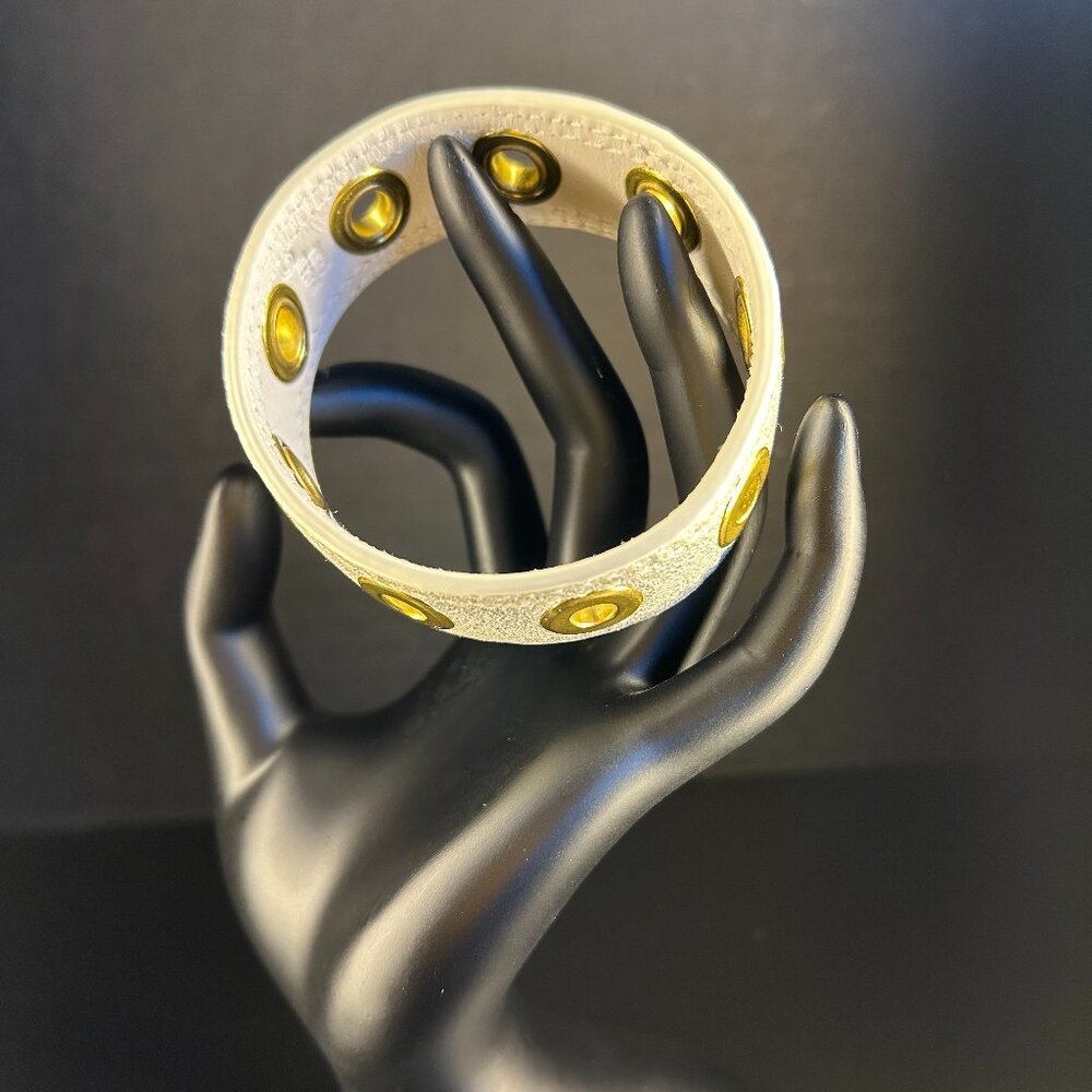 (2) bracelets Brass & Leather